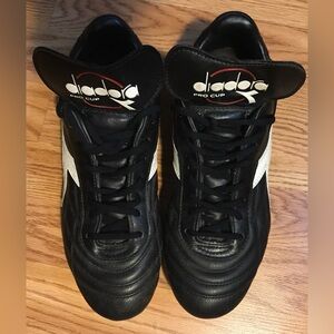 Diadora Pro Cup Classic Soccer Cleats Size 9 US Black White & Red Leather
